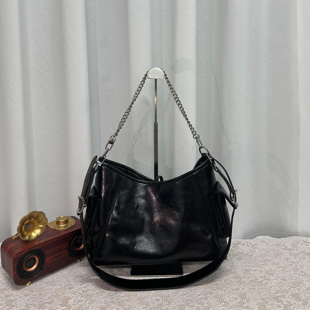 DL039YAY小众轻奢时尚女士包包2024新款休闲百搭单肩包E1065-黑色