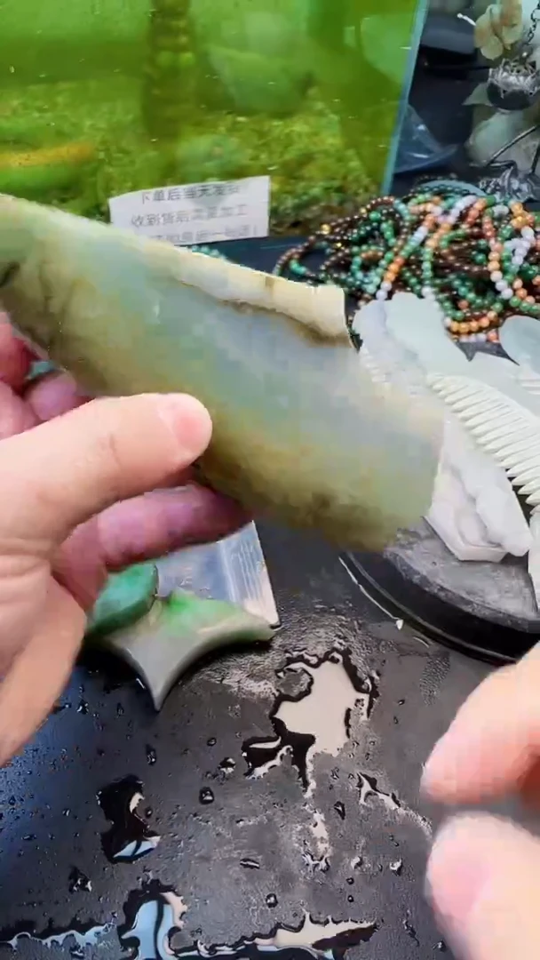 【闪购商品】翡翠颈饰未镶嵌125天然翡翠