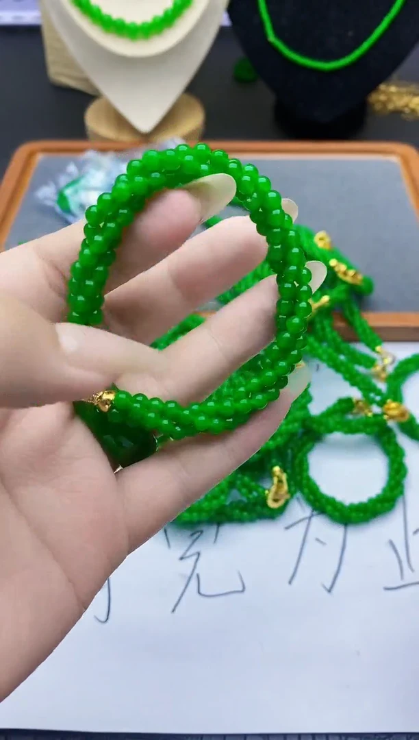 未镶嵌手链翡翠..