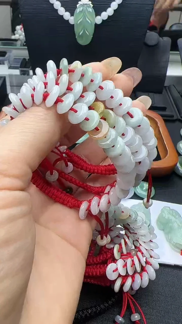 【闪购商品】翡翠手串未镶嵌成人款平安扣手串多样性发货