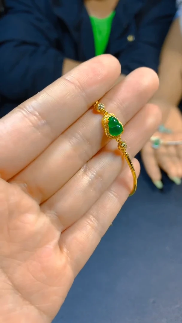 【闪购商品】翡翠手链未镶嵌0833628376多样性发一