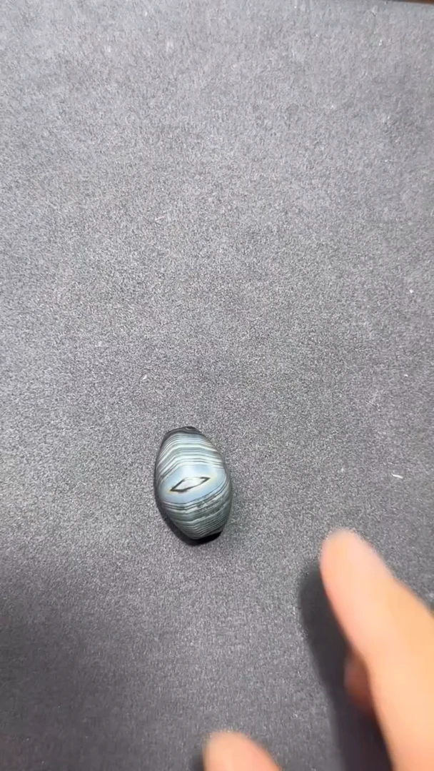 非金属无原子专属手工编织蓝沁缠丝古珠珠001