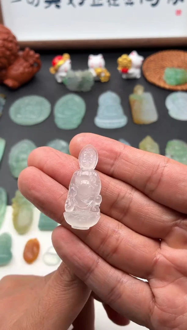 未镶嵌定制翡翠翡翠