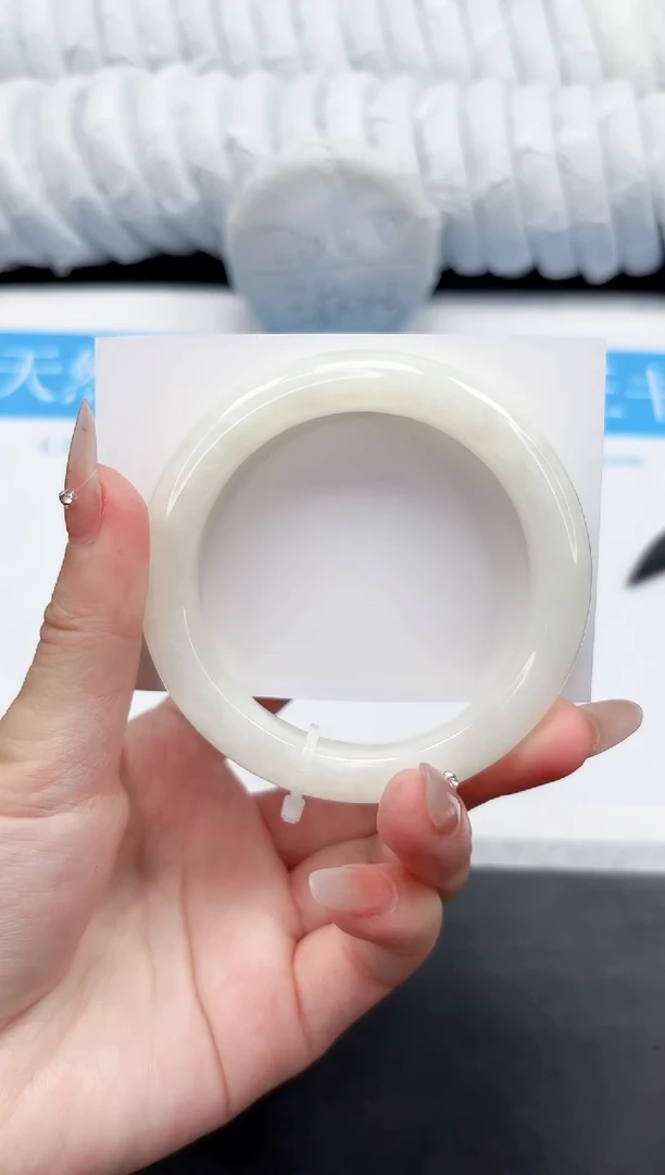 手镯和田玉未镶嵌21-57.6B