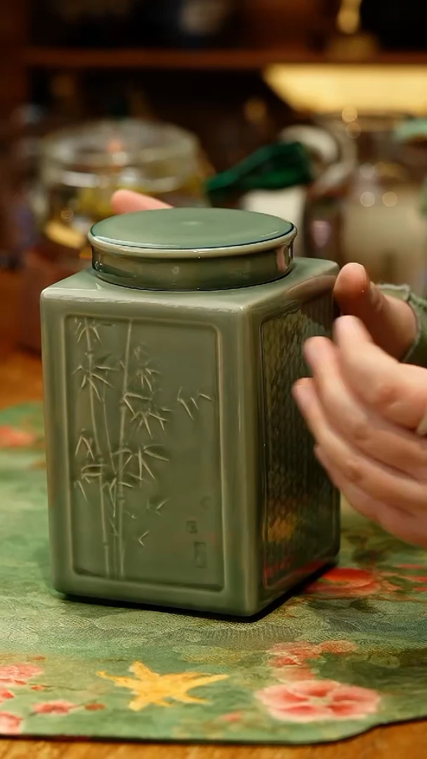 【闪购商品】越窑雅竹明前龙井罐
