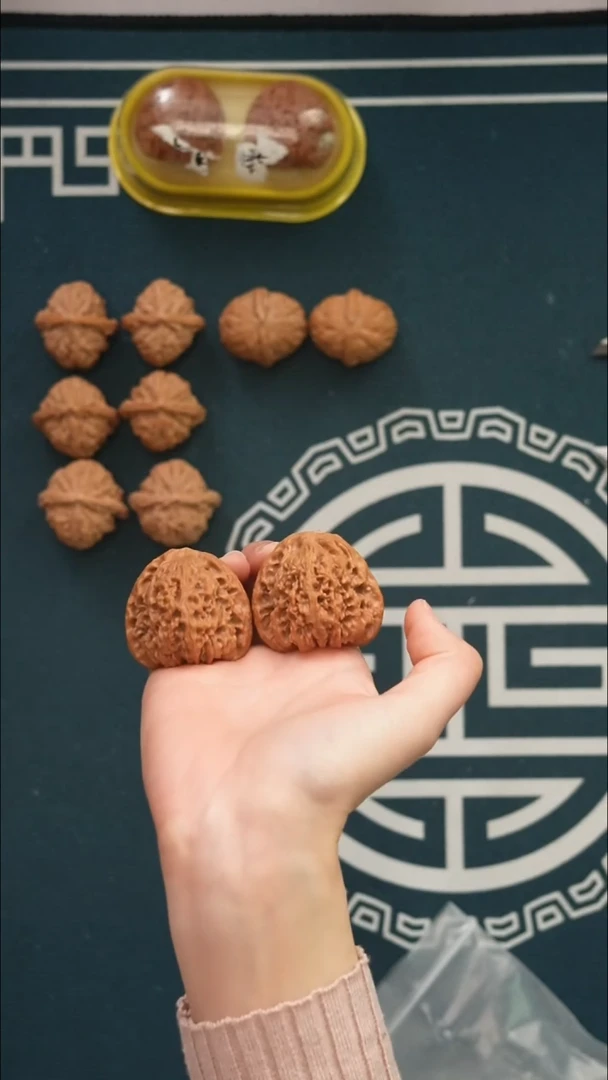 吊坠文玩核桃三角疆42全