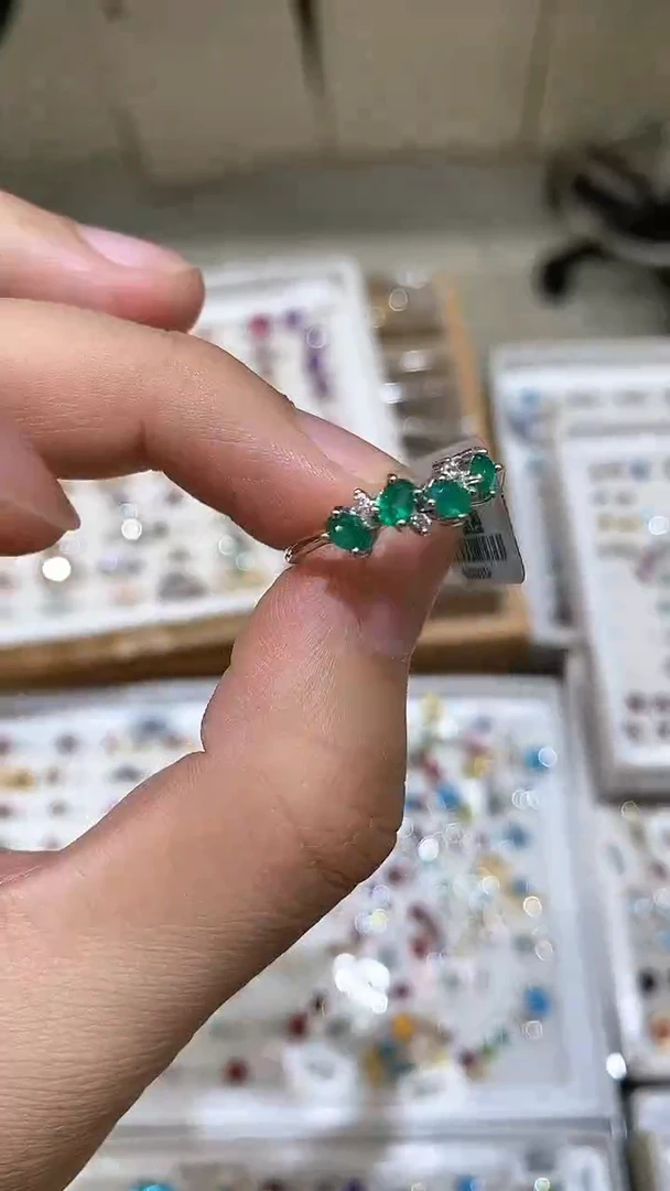 【闪购商品】祖母绿戒指银S925镶嵌戒指