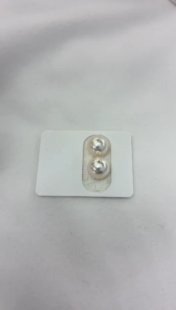 18K金镶嵌耳饰海水珍珠9-9.5素钉
