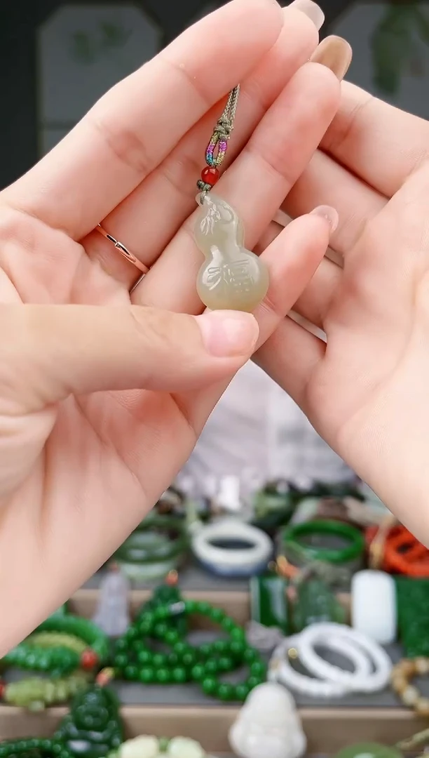 颈饰未镶嵌和田玉多样性发货拍一单发一个多样性发货拍一单发一个