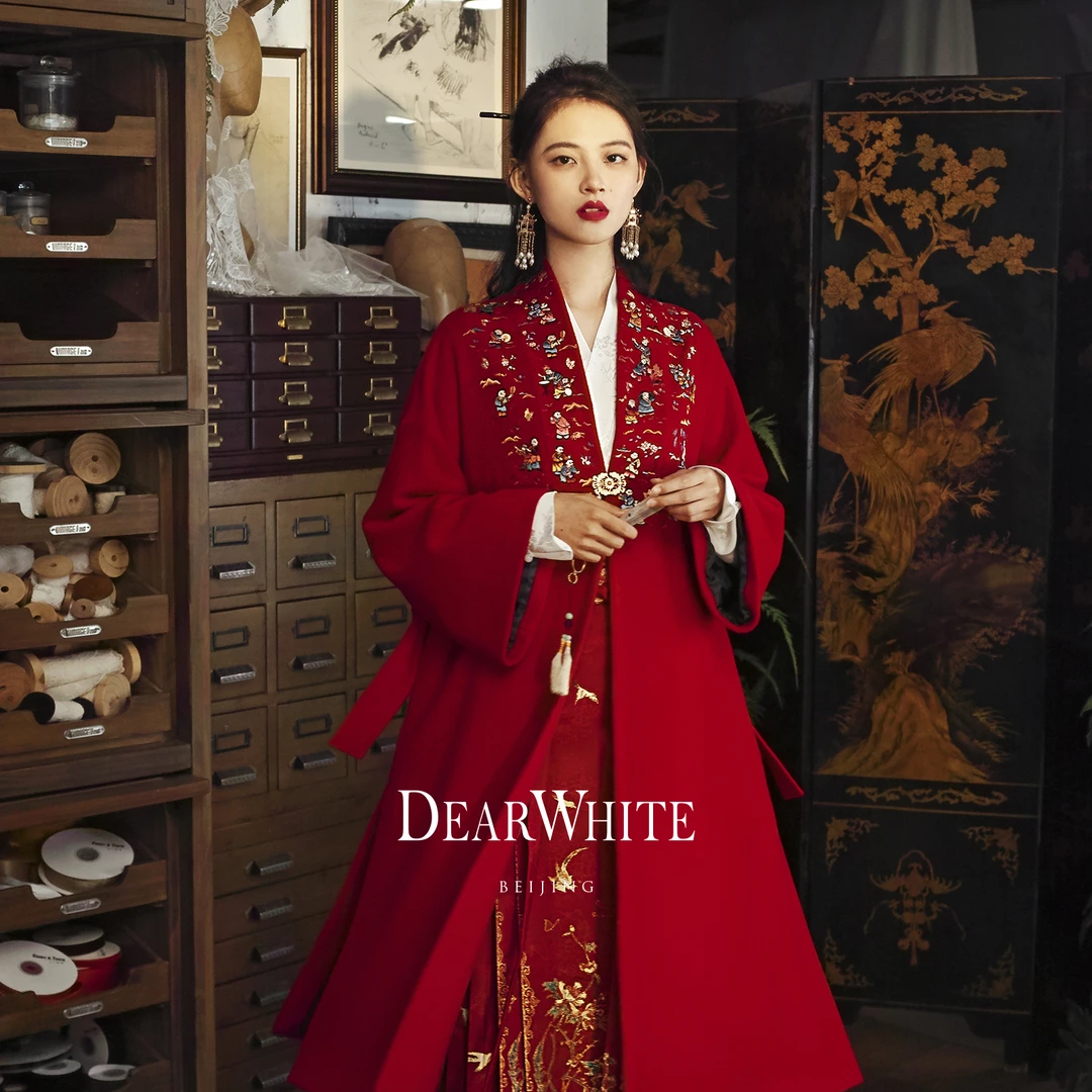 亲爱的白原创《百子大衣·华丽》新中式刺绣羊毛大衣新娘红色外套女