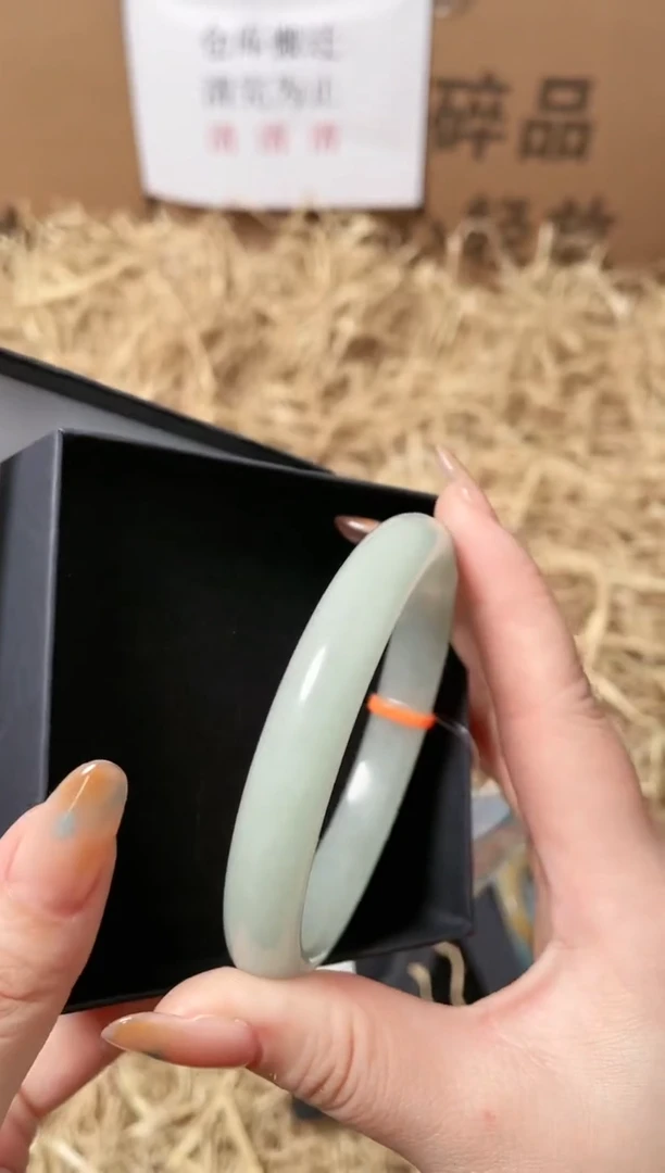 未镶嵌手镯石英质玉1-Q9-60D