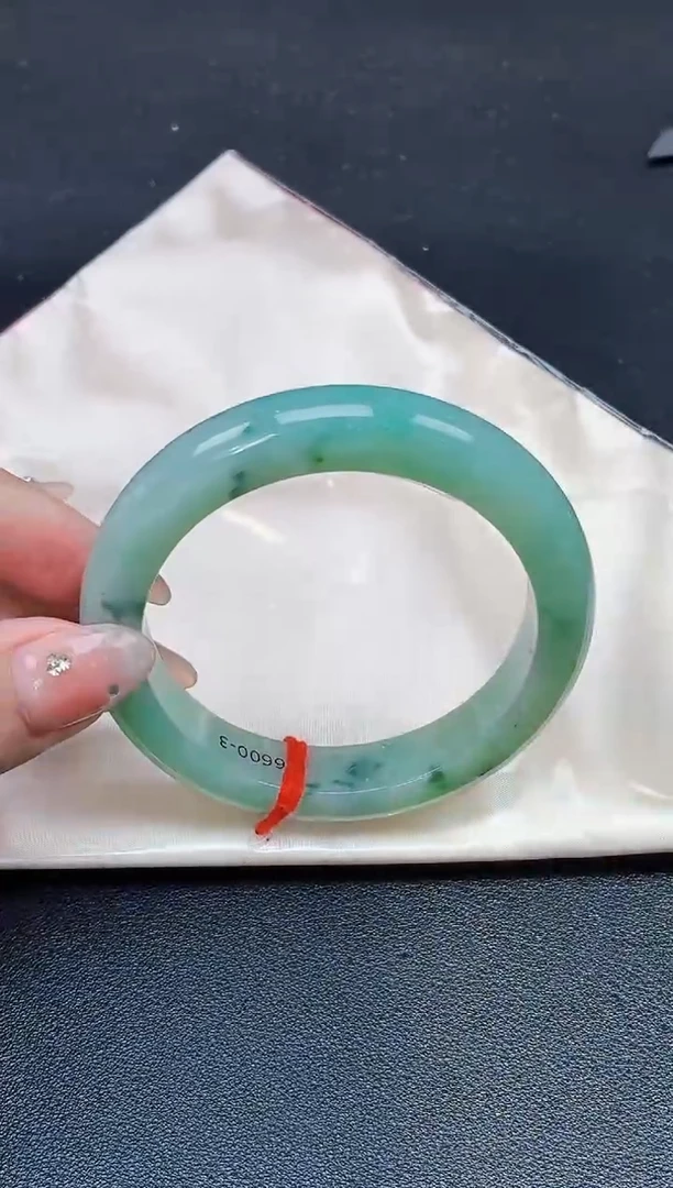 未镶嵌手镯翡翠翡翠手镯53