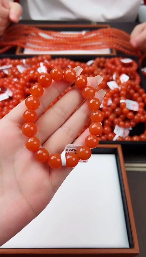 【闪购商品】南红玛瑙亮光手串卡11+未镶嵌保山杨柳滴水洞