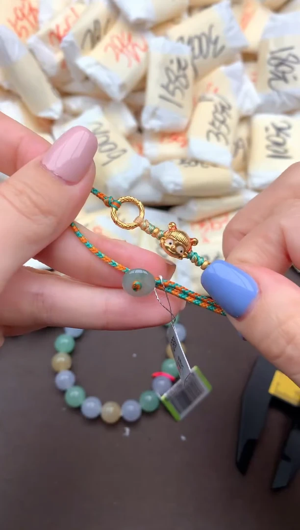 翡翠挂件未镶嵌一