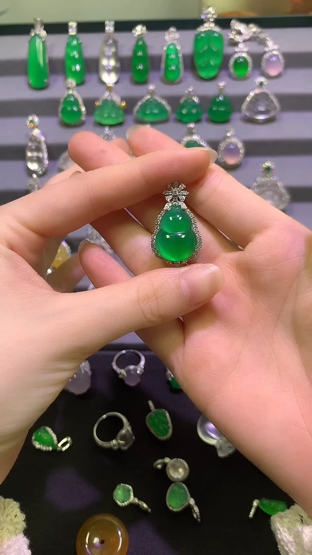 银S925镶嵌颈饰玛瑙/玉髓1