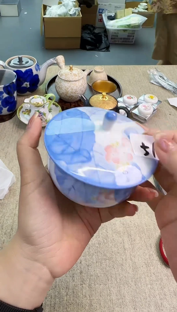 瓷片泡泡家的瓷器真好看