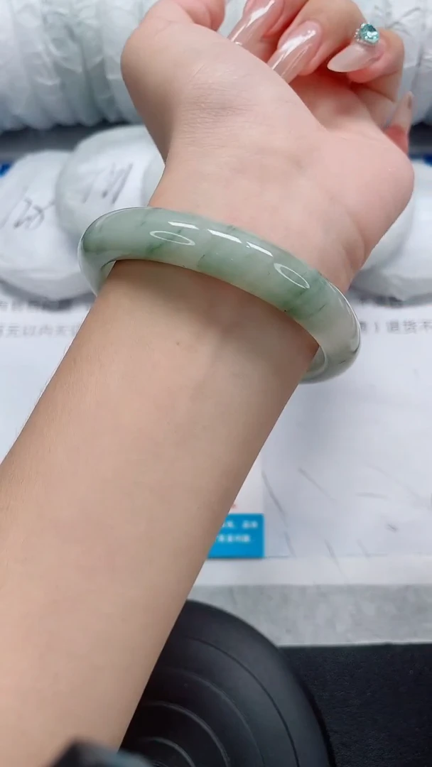 未镶嵌手镯石英质玉130-58/59