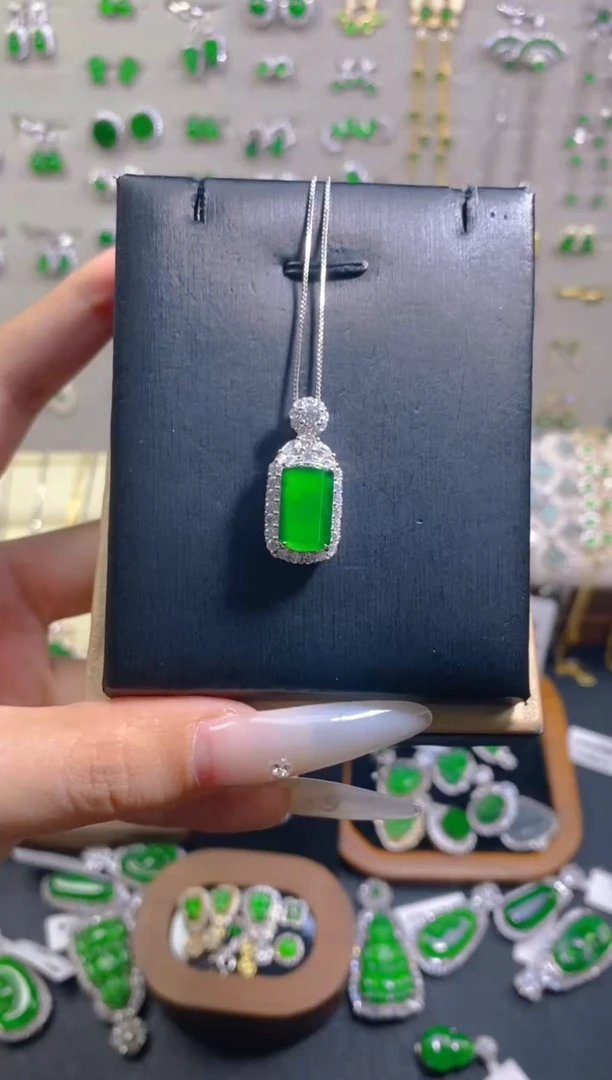 颈饰银S925镶嵌翡翠佛*无事牌吊坠