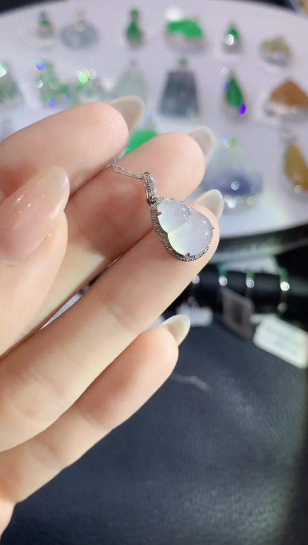 翡翠18K金镶嵌吊坠(不含链)A7  多样性发一件