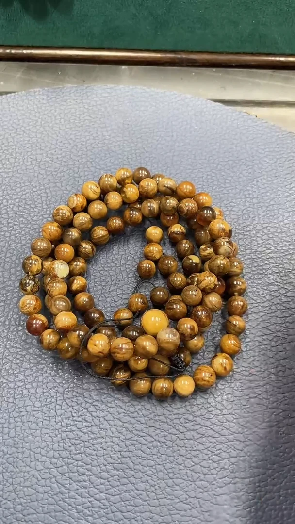 未镶嵌琥珀裸石溶洞108卡7佛珠