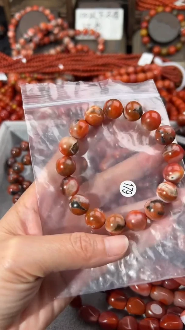 南红玛瑙手串未镶嵌12+