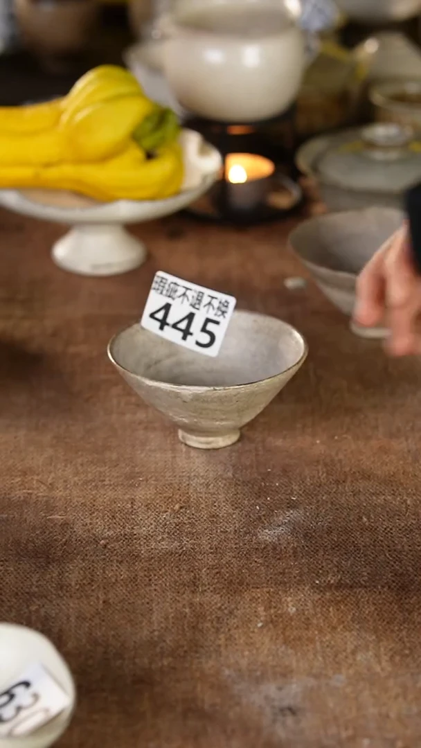 445瑕疵介意勿拍---手工同款随机发其中一个