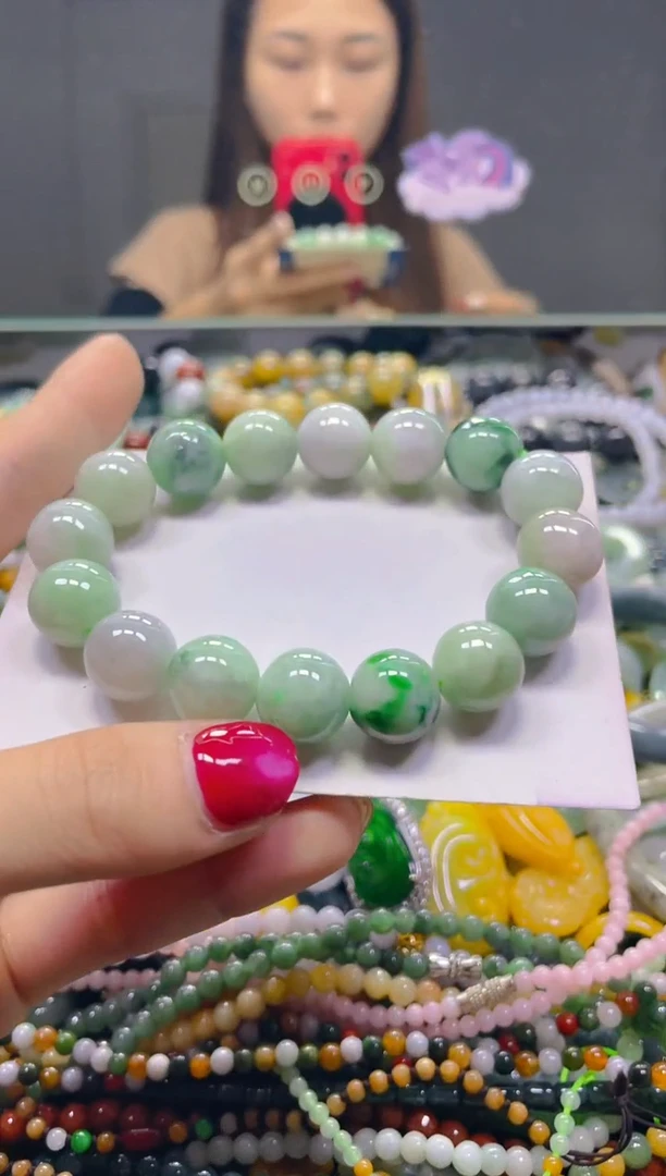 颈饰未镶嵌翡翠13MM/H/翡翠A货，一件也是批发价