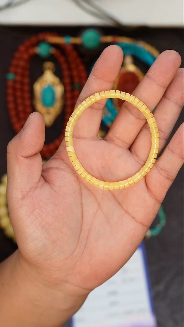 【闪购商品】蜜蜡裸石未镶嵌蜜蜡手串