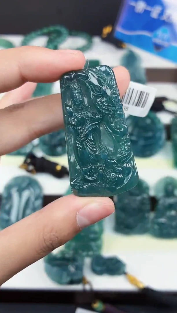 颈饰未镶嵌翡翠DLZ25120951