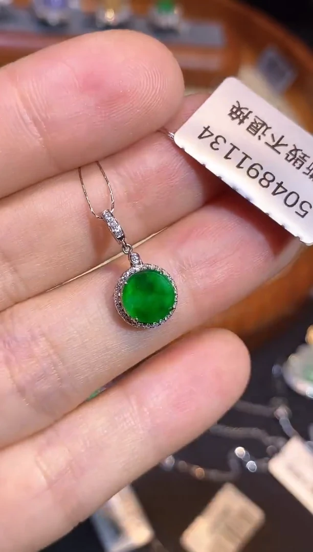 翡翠18K金镶嵌吊坠(不含链)吊坠