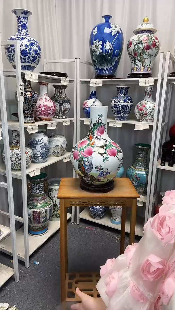 摆件景德镇金青霞寿桃童子带证书送底座