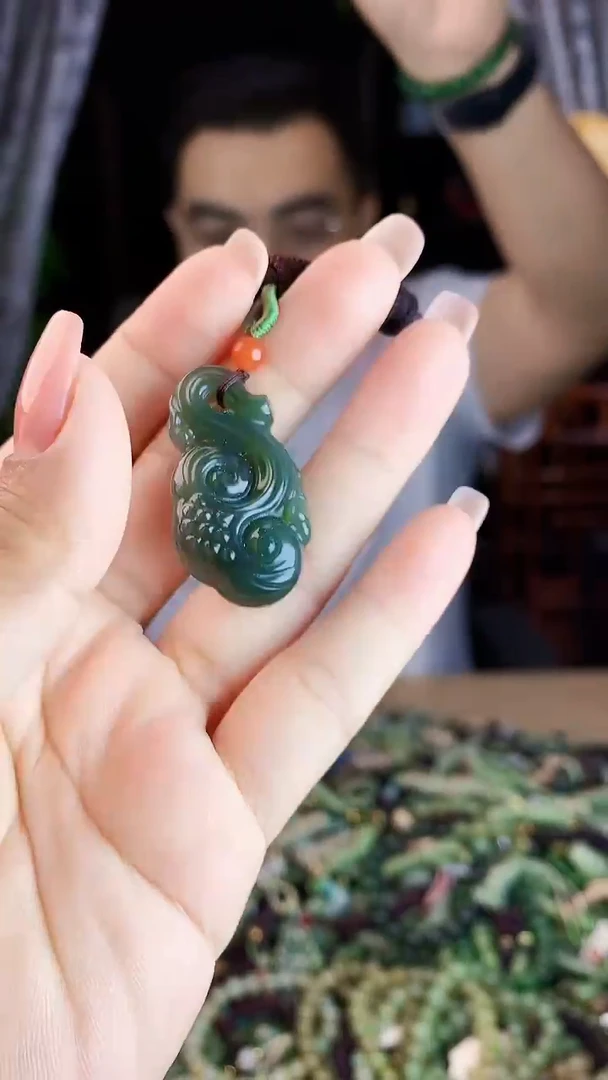未镶嵌和田玉挂件多样性发货拍一发一
