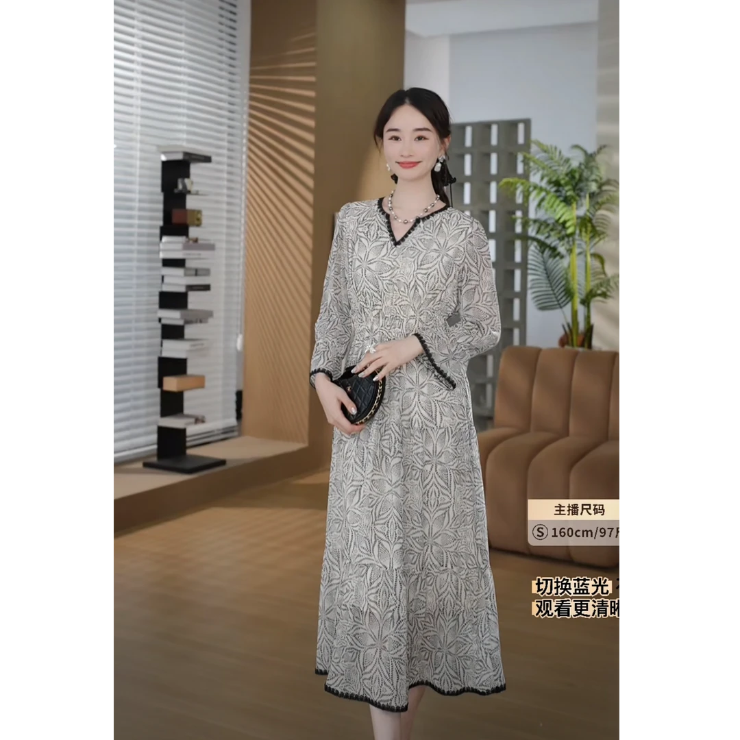 HELA AOMI“高定原单”100%桑蚕丝喇叭袖高级感连衣裙CY5BC01823