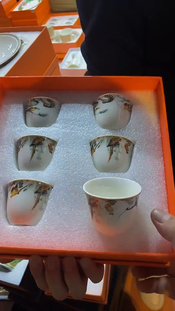 【闪购商品】鸿辉家品牌瓷器，京东包邮！