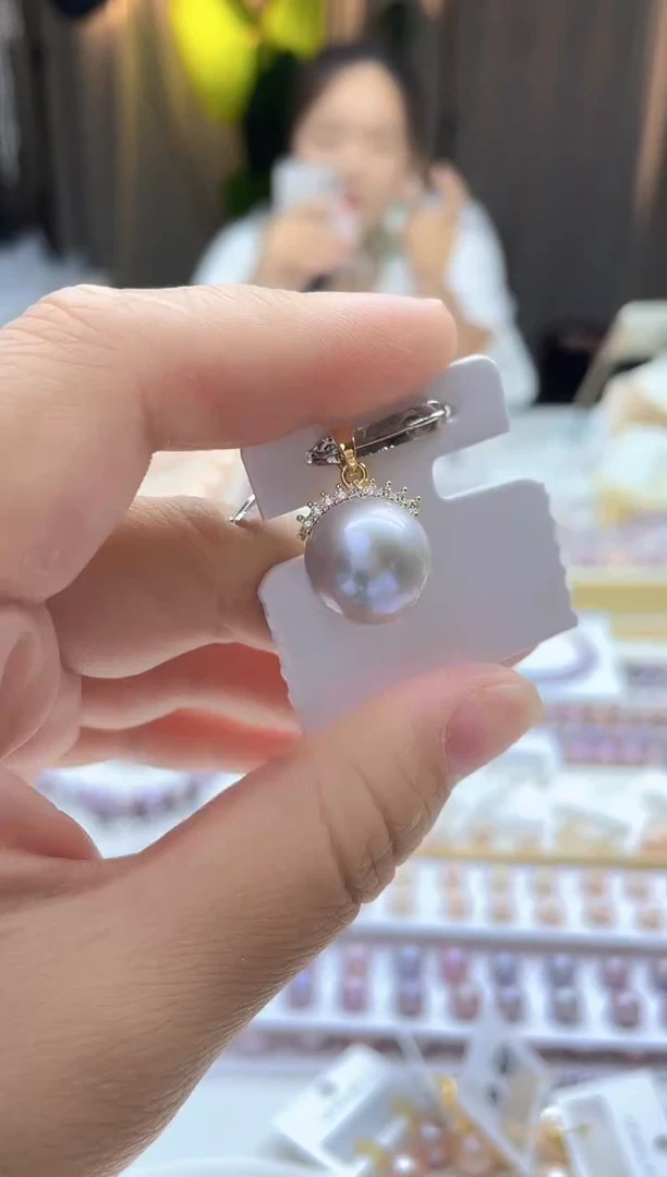 吊坠(不含链)未镶嵌淡水珍珠13mm+灰色系睫毛吊坠（多样性发一）