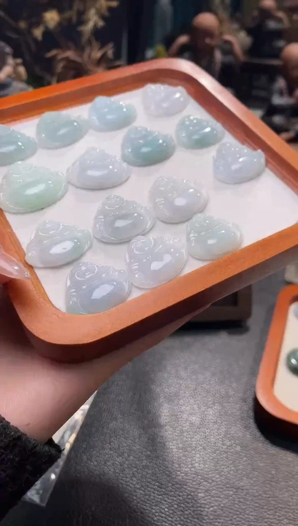 吊坠(不含链)未镶嵌翡翠佛公多样性发一件