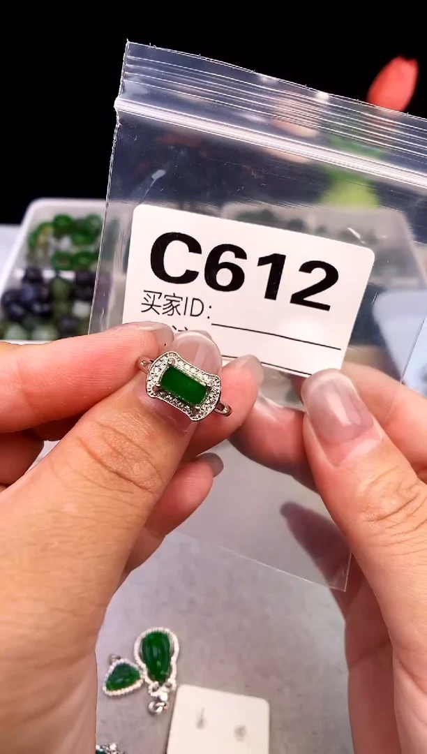 吊坠(不含链)银S925镶嵌翡翠1