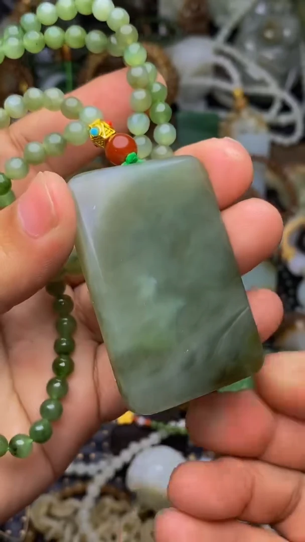 未镶嵌和田玉挂件1