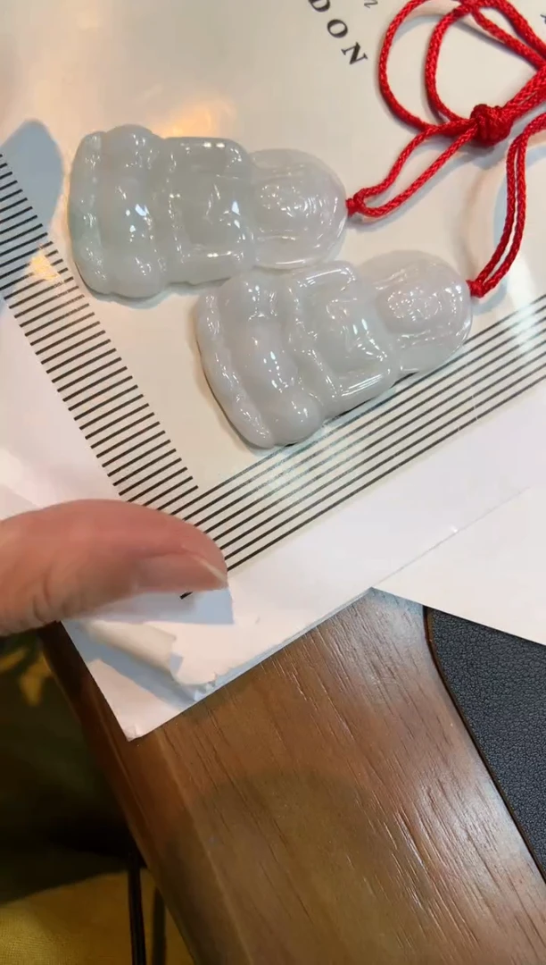 翡翠未镶嵌颈饰观音 多样性发一件