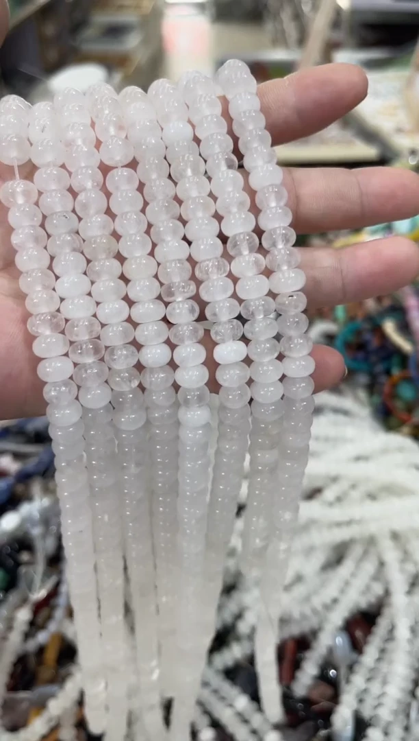 玛瑙/玉髓未镶嵌珠宝半成品一条