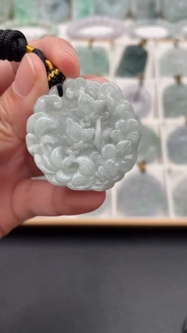 颈饰未镶嵌翡翠天然缅甸翡翠A货127