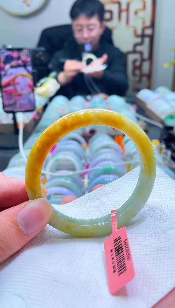 未镶嵌手镯翡翠124-56