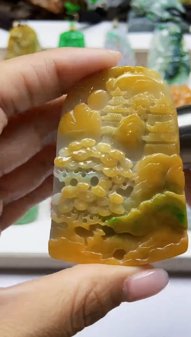 颈饰未镶嵌翡翠翡翠A货