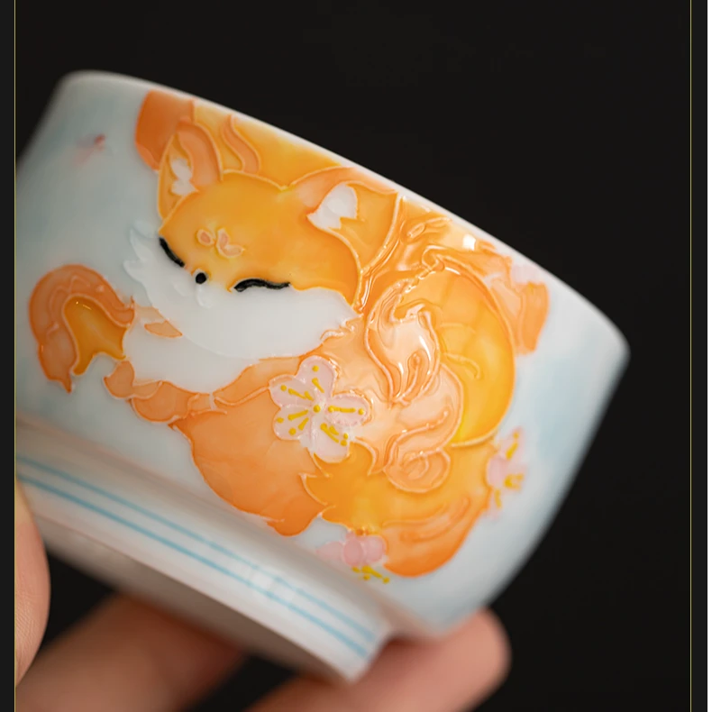 九尾狐白瓷堆雕创意功夫茶具品茗杯家用主人杯德化手绘高档礼品