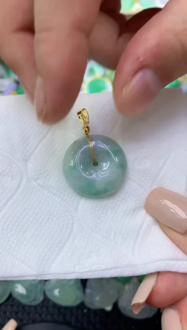 颈饰未镶嵌翡翠天然缅甸翡翠A货