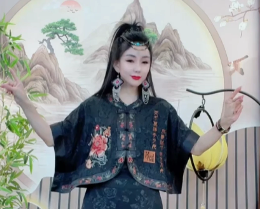 民族风重工刺绣款披肩8657