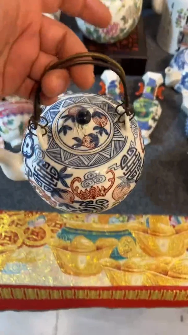 摆件瓷摆件瓷摆件青花釉里红提梁水壶