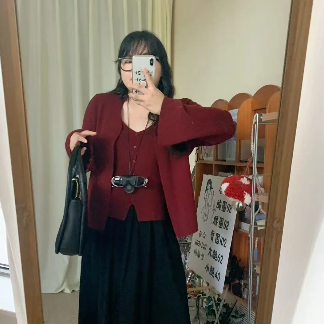 2025秋季大码女装新款辣妹挂脖背心长袖针织开衫两件套 3755