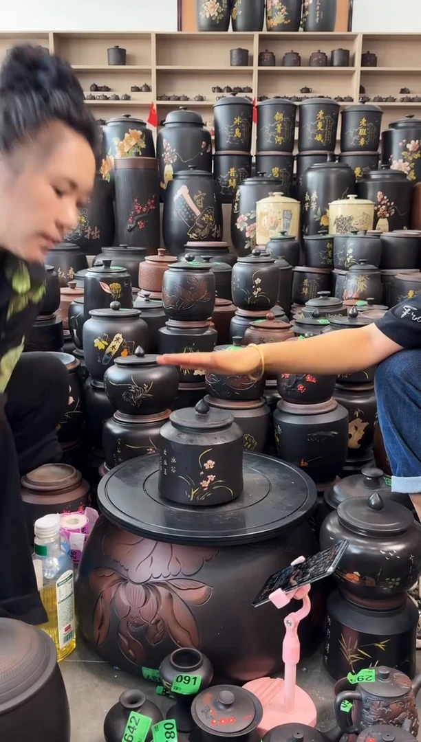 罐完品茶叶罐 彩填小蛮腰 238