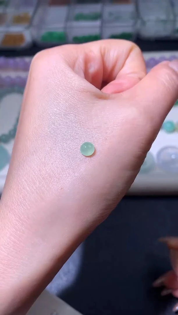 未镶嵌定制翡翠翡翠